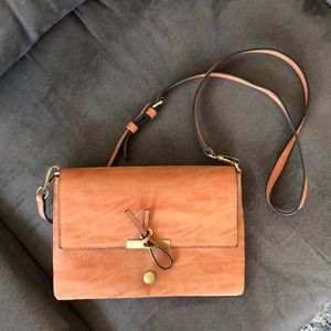 brand new crossbody !!!
